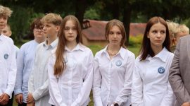 Торжественные линейки, посвященные 1 сентября, прошли в школах Солигорщины. Фоторепортаж