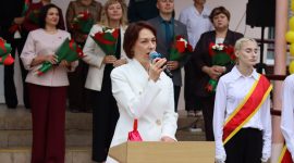 Торжественные линейки, посвященные 1 сентября, прошли в школах Солигорщины. Фоторепортаж