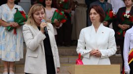 Торжественные линейки, посвященные 1 сентября, прошли в школах Солигорщины. Фоторепортаж