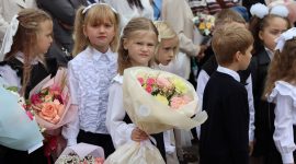 Торжественные линейки, посвященные 1 сентября, прошли в школах Солигорщины. Фоторепортаж