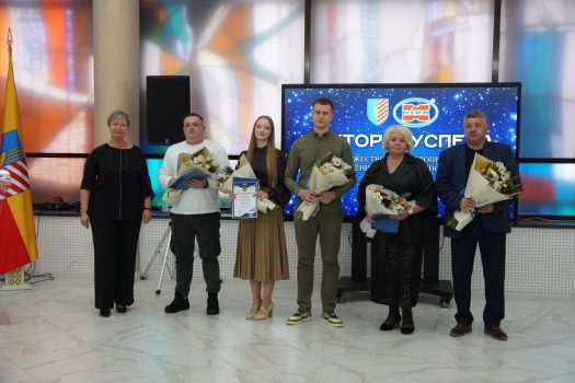 Праздник тех, кто двигает прогресс: во Дворце культуры чествовали машиностроителей