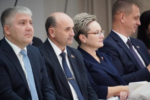 Праздник тех, кто двигает прогресс: во Дворце культуры чествовали машиностроителей