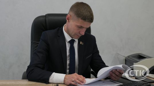 Павел Пархоменко провел личный прием граждан