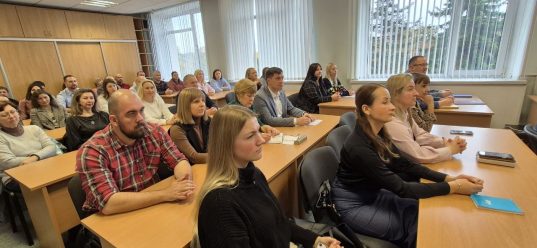 В рамках Единого дня информирования Анатолий Лодыга встретился с коллективом УП «Калийпроект»