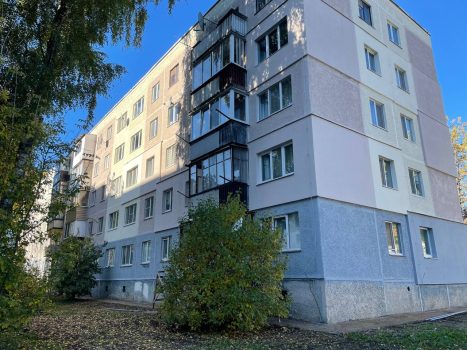 В редакцию обратились жители дома №12 по улице Набережная с вопросом о сроках включения отопления