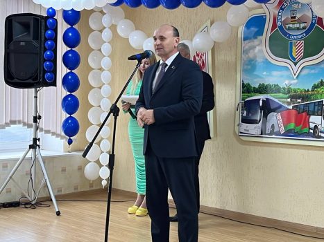 Торжественное чествование работников Автопарка №1 прошло накануне Дня автомобилиста и дорожника