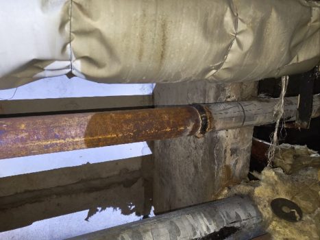 В редакцию СТК поступило обращение от жителей домов 41 и 47 по улице Строителей об отсутствии горячей воды
