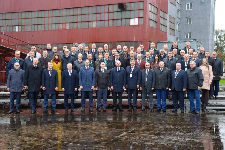 Сегодня в Солигорском районе на базе филиала «ТБЗ Старобинский» УП «МИНГАЗ» состоялся республиканский семинар-совещание по подведению итогов сезона добычи торфа