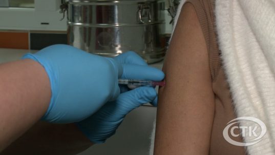 Защита в один укол: на Солигорщине проходит вакцинация от гриппа
